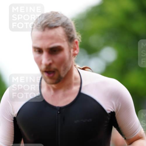 21.06.2026 - 29. Vierlanden-Triathlon LAZAROV Photography http://msf.ph/oto/9863557 21.06.2026 11:02:08 Schwimmen 642, 685, 710, 716, 728, 743 meine-sportfotos.de