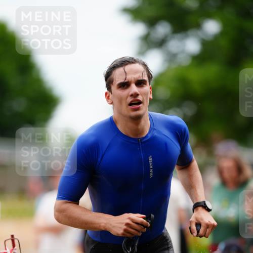 21.06.2026 - 29. Vierlanden-Triathlon LAZAROV Photography http://msf.ph/oto/9863559 21.06.2026 11:02:15 Schwimmen 643, 652, 685, 693, 710, 716, 729 meine-sportfotos.de