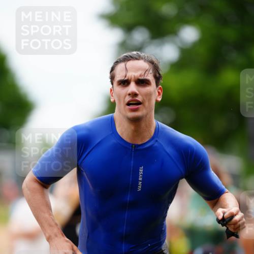 21.06.2026 - 29. Vierlanden-Triathlon LAZAROV Photography http://msf.ph/oto/9863560 21.06.2026 11:02:15 Schwimmen 643, 652, 685, 693, 710, 716, 729 meine-sportfotos.de