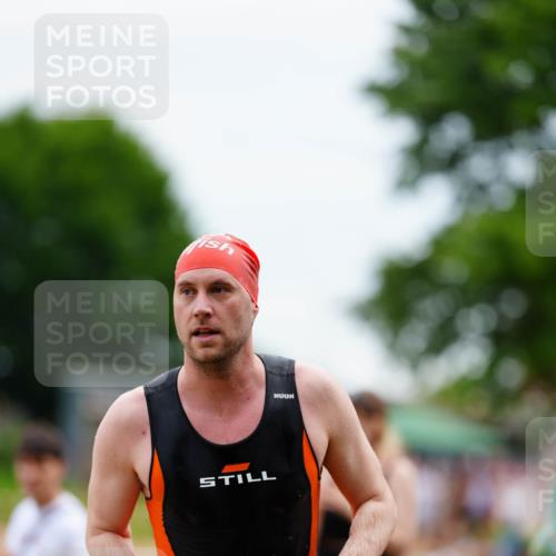 21.06.2026 - 29. Vierlanden-Triathlon LAZAROV Photography http://msf.ph/oto/9863576 21.06.2026 11:02:53 Schwimmen 659, 688, 720, 757 meine-sportfotos.de