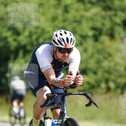 21.06.2026 - Viking Triathlon Michael Burmester http://msf.ph/oto/9863601 21.06.2026 11:39:00 Radfahren 51, 73, 100, 102, 105, 126, 171, 273, 276, 306, 326, 523, 531, 605, 606, 617, 638, 648 meine-sportfotos.de