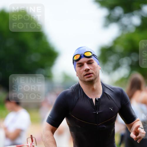 21.06.2026 - 29. Vierlanden-Triathlon LAZAROV Photography http://msf.ph/oto/9863606 21.06.2026 11:03:26 Schwimmen 695 meine-sportfotos.de