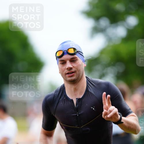21.06.2026 - 29. Vierlanden-Triathlon LAZAROV Photography http://msf.ph/oto/9863608 21.06.2026 11:03:26 Schwimmen 695 meine-sportfotos.de