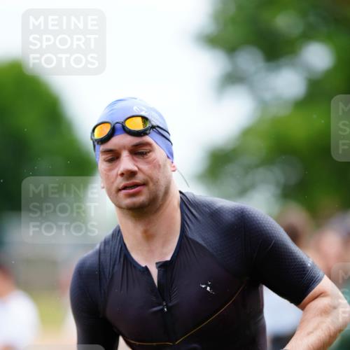 21.06.2026 - 29. Vierlanden-Triathlon LAZAROV Photography http://msf.ph/oto/9863609 21.06.2026 11:03:26 Schwimmen 695 meine-sportfotos.de
