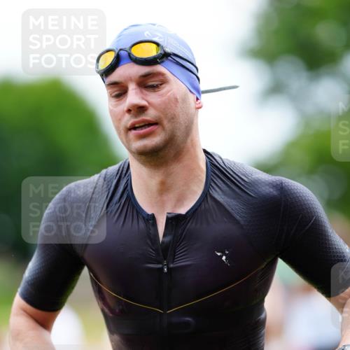 21.06.2026 - 29. Vierlanden-Triathlon LAZAROV Photography http://msf.ph/oto/9863611 21.06.2026 11:03:26 Schwimmen 695 meine-sportfotos.de