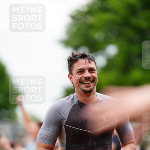 21.06.2026 - 29. Vierlanden-Triathlon LAZAROV Photography http://msf.ph/oto/9863647 21.06.2026 11:04:24 Schwimmen 632, 672 meine-sportfotos.de