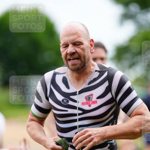 21.06.2026 - 29. Vierlanden-Triathlon LAZAROV Photography http://msf.ph/oto/9863684 21.06.2026 11:05:29 Schwimmen 633, 680, 787, 820 meine-sportfotos.de