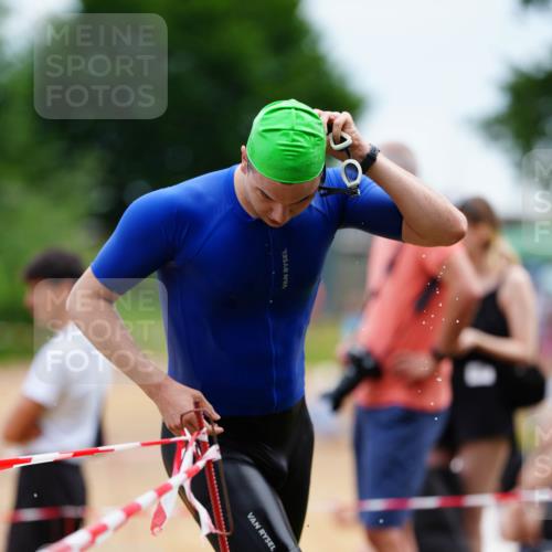 21.06.2026 - 29. Vierlanden-Triathlon LAZAROV Photography http://msf.ph/oto/9863705 21.06.2026 11:05:48 Schwimmen 636, 648, 660, 731, 744 meine-sportfotos.de