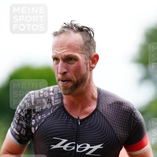 21.06.2026 - 29. Vierlanden-Triathlon LAZAROV Photography http://msf.ph/oto/9863722 21.06.2026 11:06:15 Schwimmen 814 meine-sportfotos.de