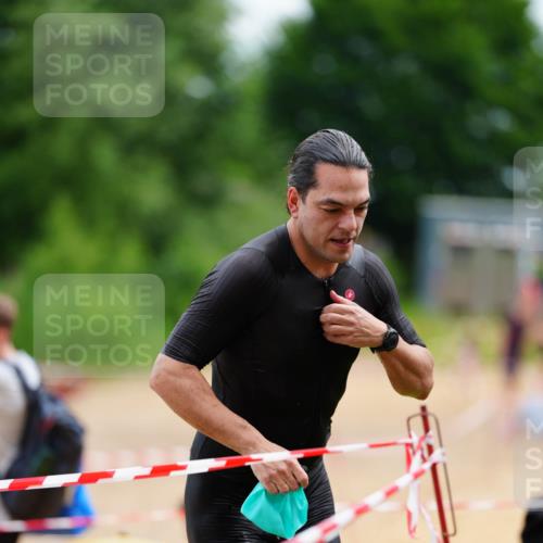 21.06.2026 - 29. Vierlanden-Triathlon LAZAROV Photography http://msf.ph/oto/9863723 21.06.2026 11:06:28 Schwimmen 628 meine-sportfotos.de