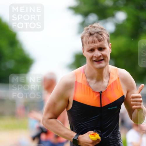 21.06.2026 - 29. Vierlanden-Triathlon LAZAROV Photography http://msf.ph/oto/9863733 21.06.2026 11:06:47 Schwimmen 635, 664, 717, 737 meine-sportfotos.de