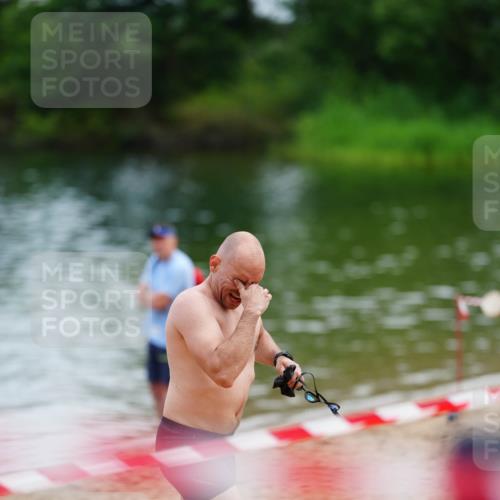 21.06.2026 - 29. Vierlanden-Triathlon LAZAROV Photography http://msf.ph/oto/9863751 21.06.2026 11:07:12 Schwimmen 684 meine-sportfotos.de