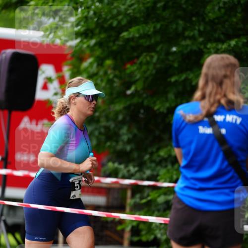 21.06.2026 - 29. Vierlanden-Triathlon LAZAROV Photography http://msf.ph/oto/9863768 21.06.2026 11:07:53 Schwimmen  meine-sportfotos.de