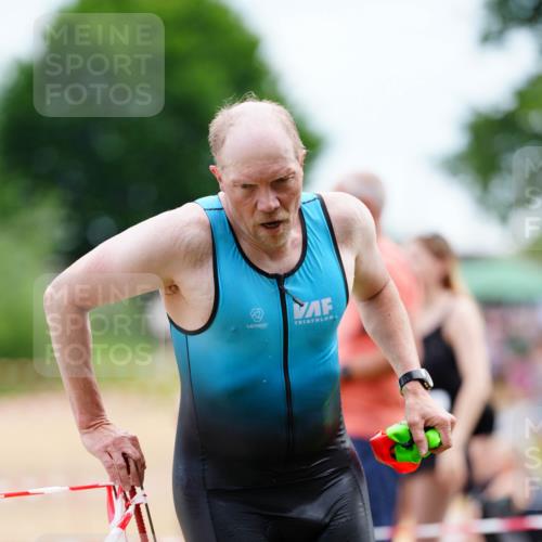 21.06.2026 - 29. Vierlanden-Triathlon LAZAROV Photography http://msf.ph/oto/9863793 21.06.2026 11:09:23 Schwimmen 800 meine-sportfotos.de