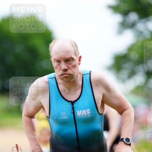 21.06.2026 - 29. Vierlanden-Triathlon LAZAROV Photography http://msf.ph/oto/9863795 21.06.2026 11:09:24 Schwimmen 800 meine-sportfotos.de