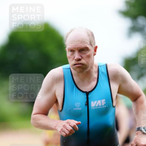 21.06.2026 - 29. Vierlanden-Triathlon LAZAROV Photography http://msf.ph/oto/9863796 21.06.2026 11:09:24 Schwimmen 800 meine-sportfotos.de