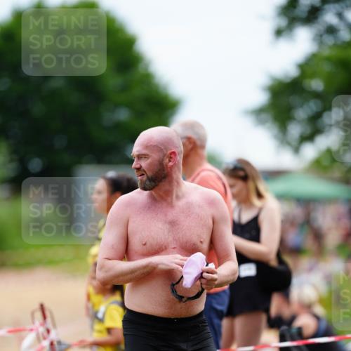 21.06.2026 - 29. Vierlanden-Triathlon LAZAROV Photography http://msf.ph/oto/9863803 21.06.2026 11:09:47 Schwimmen 651, 683, 748, 782 meine-sportfotos.de