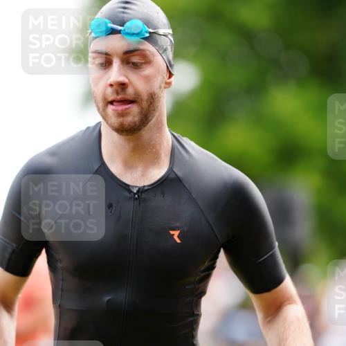 21.06.2026 - 29. Vierlanden-Triathlon LAZAROV Photography http://msf.ph/oto/9863830 21.06.2026 11:10:31 Schwimmen 730, 755, 777 meine-sportfotos.de