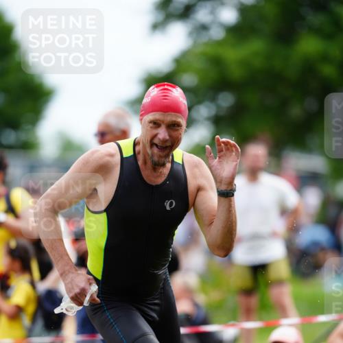 21.06.2026 - 29. Vierlanden-Triathlon LAZAROV Photography http://msf.ph/oto/9863836 21.06.2026 11:10:47 Schwimmen 756, 764, 802, 805, 821 meine-sportfotos.de