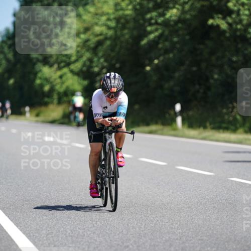 21.06.2026 - Viking Triathlon Michael Burmester http://msf.ph/oto/9863868 21.06.2026 11:43:58 Radfahren 20, 66, 68, 70, 70, 75, 255, 261, 370, 370, 386, 419, 441, 463, 642, 670 meine-sportfotos.de