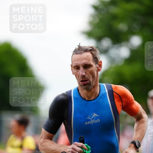 21.06.2026 - 29. Vierlanden-Triathlon LAZAROV Photography http://msf.ph/oto/9863869 21.06.2026 11:11:28 Schwimmen 692, 750, 808 meine-sportfotos.de