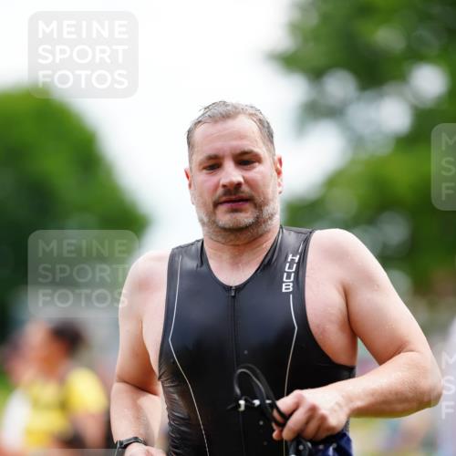 21.06.2026 - 29. Vierlanden-Triathlon LAZAROV Photography http://msf.ph/oto/9863876 21.06.2026 11:11:58 Schwimmen 770, 807 meine-sportfotos.de