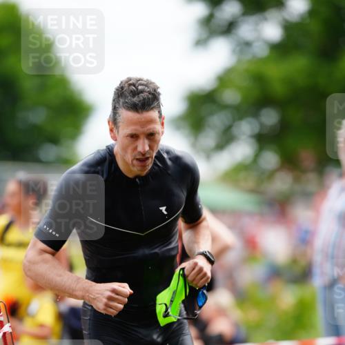 21.06.2026 - 29. Vierlanden-Triathlon LAZAROV Photography http://msf.ph/oto/9863905 21.06.2026 11:12:47 Schwimmen 759, 760, 817 meine-sportfotos.de