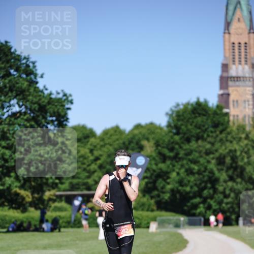 21.06.2026 - Viking Triathlon Michael Burmester http://msf.ph/oto/9863944 21.06.2026 16:29:42 Laufen 282 meine-sportfotos.de