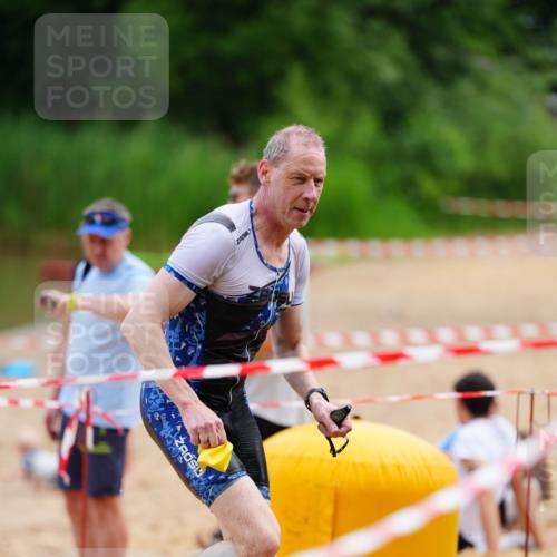 21.06.2026 - 29. Vierlanden-Triathlon LAZAROV Photography http://msf.ph/oto/9863998 21.06.2026 11:15:29 Schwimmen 781 meine-sportfotos.de