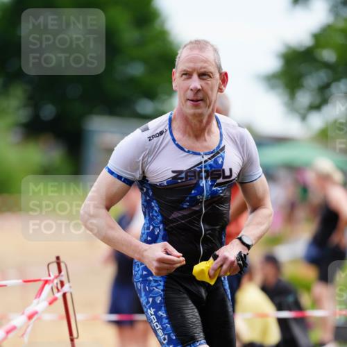 21.06.2026 - 29. Vierlanden-Triathlon LAZAROV Photography http://msf.ph/oto/9864002 21.06.2026 11:15:30 Schwimmen 781 meine-sportfotos.de