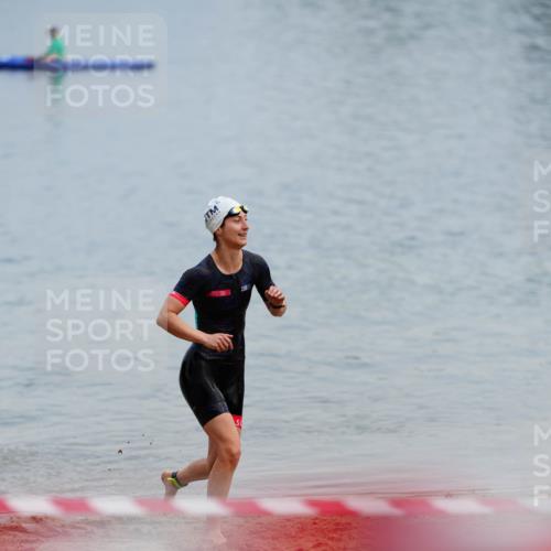 21.06.2026 - 29. Vierlanden-Triathlon LAZAROV Photography http://msf.ph/oto/9864036 21.06.2026 11:17:33 Schwimmen 863 meine-sportfotos.de