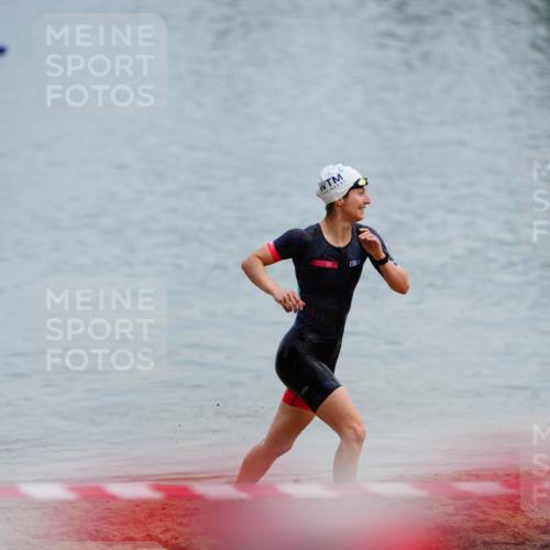 21.06.2026 - 29. Vierlanden-Triathlon LAZAROV Photography http://msf.ph/oto/9864038 21.06.2026 11:17:34 Schwimmen 863 meine-sportfotos.de