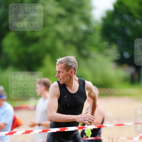 21.06.2026 - 29. Vierlanden-Triathlon LAZAROV Photography http://msf.ph/oto/9864064 21.06.2026 11:18:30 Schwimmen 769, 786 meine-sportfotos.de