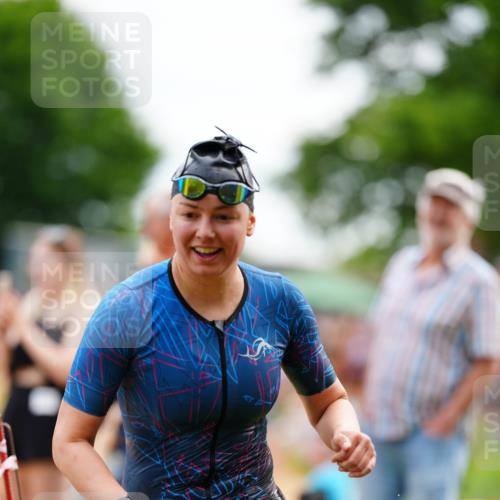 21.06.2026 - 29. Vierlanden-Triathlon LAZAROV Photography http://msf.ph/oto/9864093 21.06.2026 11:18:48 Schwimmen 662, 844, 879, 882, 905 meine-sportfotos.de