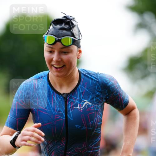 21.06.2026 - 29. Vierlanden-Triathlon LAZAROV Photography http://msf.ph/oto/9864095 21.06.2026 11:18:48 Schwimmen 662, 844, 879, 882, 905 meine-sportfotos.de