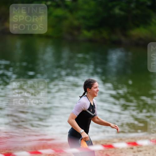 21.06.2026 - 29. Vierlanden-Triathlon LAZAROV Photography http://msf.ph/oto/9864109 21.06.2026 11:19:03 Schwimmen 776, 828, 835, 844 meine-sportfotos.de
