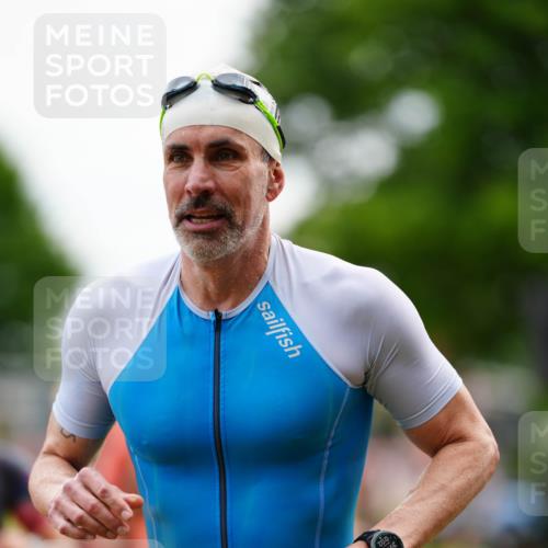 21.06.2026 - 29. Vierlanden-Triathlon LAZAROV Photography http://msf.ph/oto/9864133 21.06.2026 11:19:12 Schwimmen 776, 828, 835, 900 meine-sportfotos.de