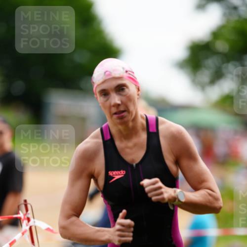 21.06.2026 - 29. Vierlanden-Triathlon LAZAROV Photography http://msf.ph/oto/9864164 21.06.2026 11:20:09 Schwimmen 827, 893, 901 meine-sportfotos.de