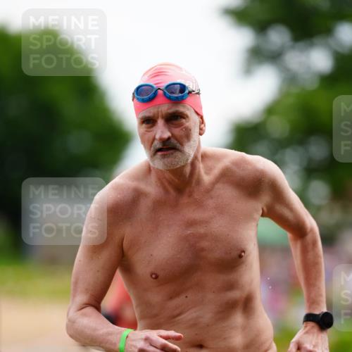 21.06.2026 - 29. Vierlanden-Triathlon LAZAROV Photography http://msf.ph/oto/9864173 21.06.2026 11:20:14 Schwimmen 790, 827, 884, 893 meine-sportfotos.de