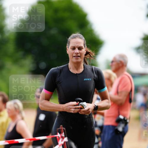 21.06.2026 - 29. Vierlanden-Triathlon LAZAROV Photography http://msf.ph/oto/9864205 21.06.2026 11:20:38 Schwimmen 804, 883, 887, 892 meine-sportfotos.de