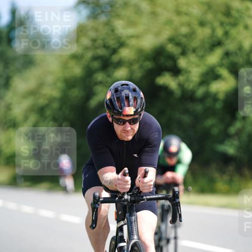 21.06.2026 - Viking Triathlon Michael Burmester http://msf.ph/oto/9864233 21.06.2026 11:46:54 Radfahren 119, 122, 169, 237, 241, 280, 301, 315, 355, 365, 426, 459, 462, 552, 565, 619, 655 meine-sportfotos.de