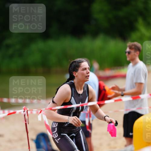 21.06.2026 - 29. Vierlanden-Triathlon LAZAROV Photography http://msf.ph/oto/9864245 21.06.2026 11:21:15 Schwimmen 788, 891, 897 meine-sportfotos.de