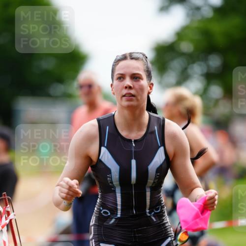 21.06.2026 - 29. Vierlanden-Triathlon LAZAROV Photography http://msf.ph/oto/9864253 21.06.2026 11:21:17 Schwimmen 891 meine-sportfotos.de