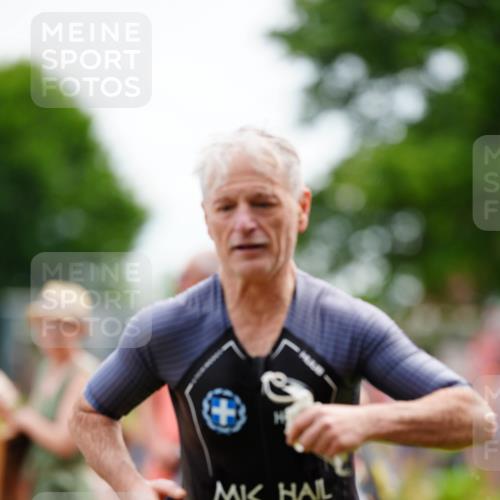 21.06.2026 - 29. Vierlanden-Triathlon LAZAROV Photography http://msf.ph/oto/9864270 21.06.2026 11:21:32 Schwimmen 768, 793 meine-sportfotos.de