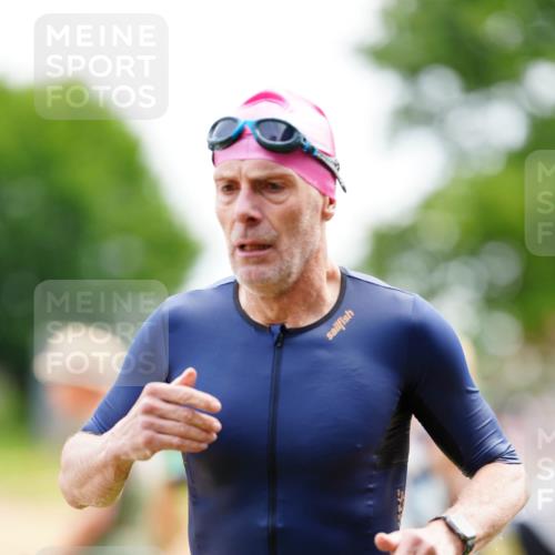 21.06.2026 - 29. Vierlanden-Triathlon LAZAROV Photography http://msf.ph/oto/9864279 21.06.2026 11:21:56 Schwimmen 806 meine-sportfotos.de