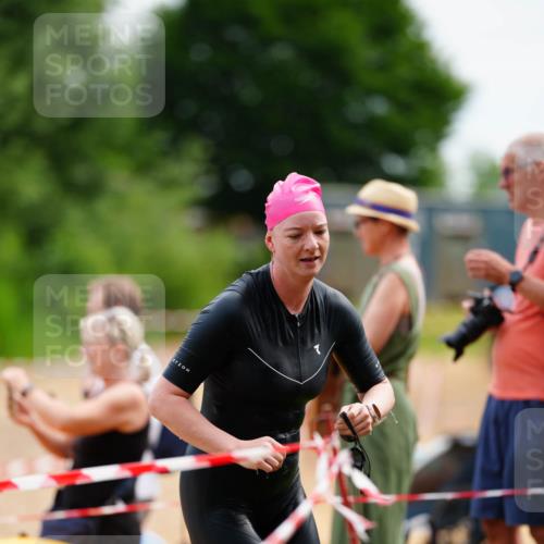21.06.2026 - 29. Vierlanden-Triathlon LAZAROV Photography http://msf.ph/oto/9864282 21.06.2026 11:22:07 Schwimmen 866, 872 meine-sportfotos.de