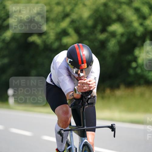 21.06.2026 - Viking Triathlon Michael Burmester http://msf.ph/oto/9864298 21.06.2026 11:47:40 Radfahren 24, 65, 74, 115, 185, 220, 270, 356, 378, 416, 450, 464, 483, 483, 569, 578 meine-sportfotos.de