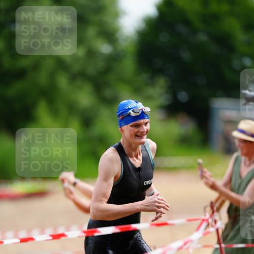 21.06.2026 - 29. Vierlanden-Triathlon LAZAROV Photography http://msf.ph/oto/9864307 21.06.2026 11:22:34 Schwimmen 841, 848, 873, 899, 906 meine-sportfotos.de