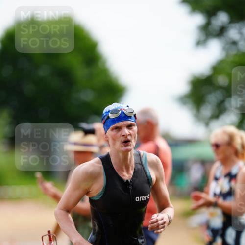 21.06.2026 - 29. Vierlanden-Triathlon LAZAROV Photography http://msf.ph/oto/9864311 21.06.2026 11:22:35 Schwimmen 841, 848, 873, 899, 906 meine-sportfotos.de