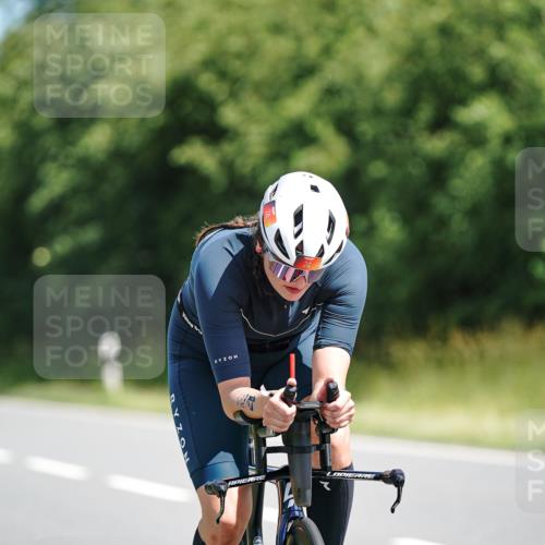 21.06.2026 - Viking Triathlon Michael Burmester http://msf.ph/oto/9864313 21.06.2026 11:47:42 Radfahren 24, 65, 74, 115, 185, 220, 270, 356, 378, 416, 450, 464, 483, 483, 569, 578, 601 meine-sportfotos.de